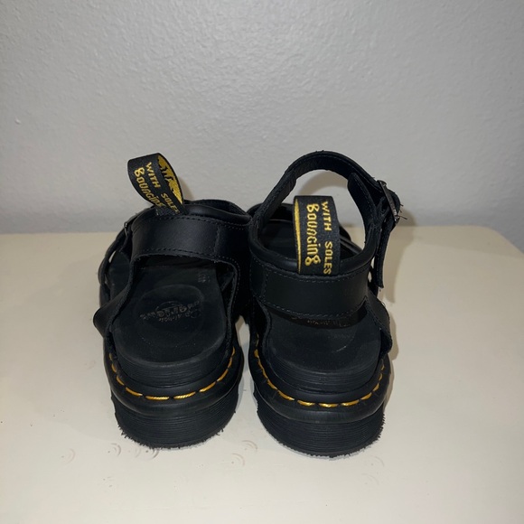 Dr Martens Blaire Hydro Sandals in Black, Size US 8 - Picture 4 of 4